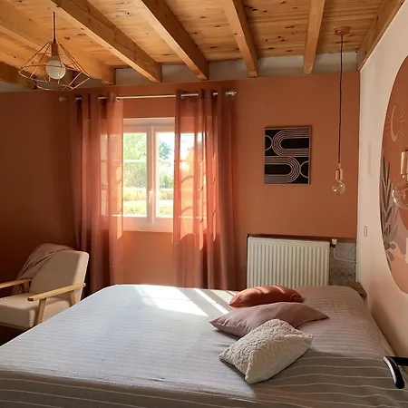 Bed and Breakfast La Bastilac Terracotta Garganvillar